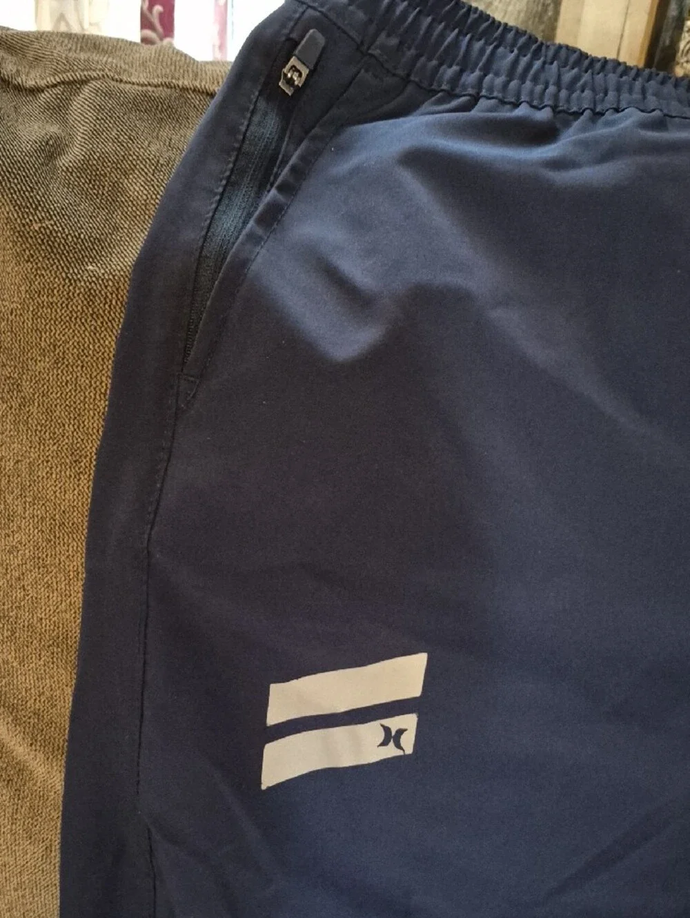 Hurley Men's Navy Blue Swim Trunks with Branded Drawstring Size Large